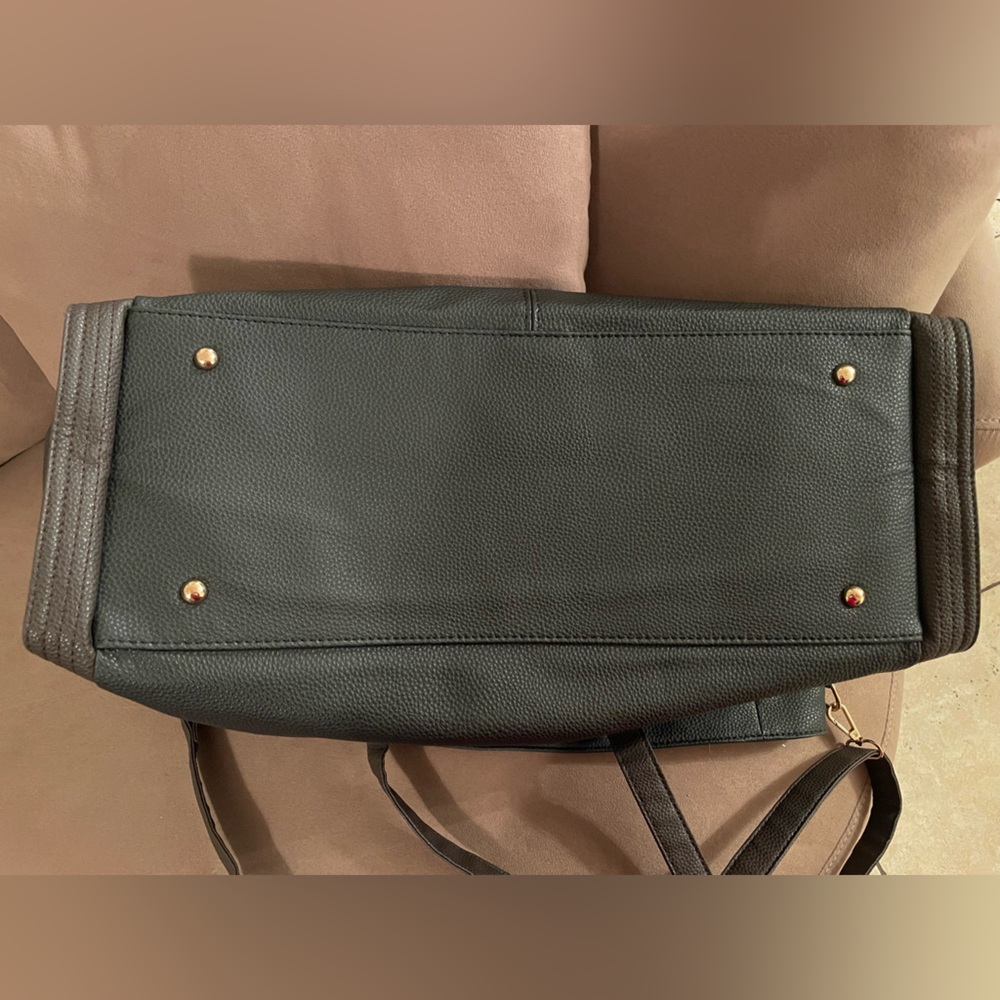 Badgley Mischka large weekender bag - Picture 4 of 7